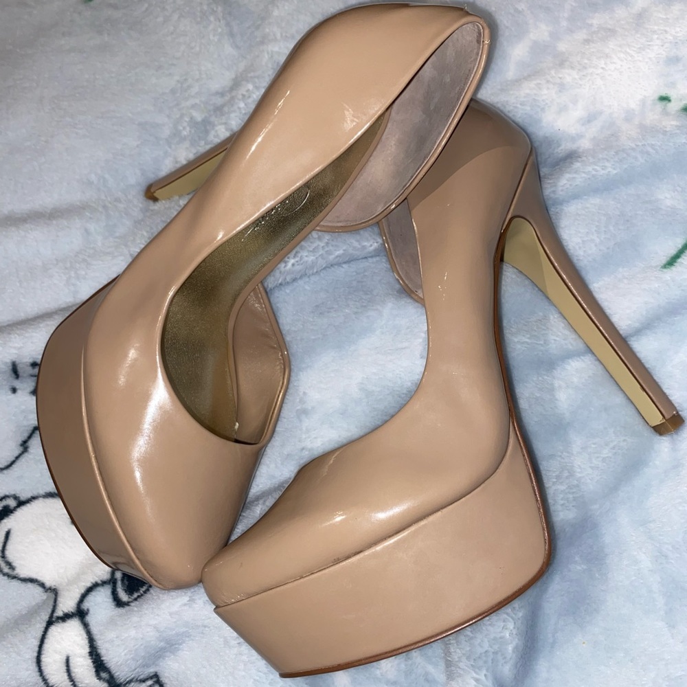 JESSICA SIMPSON PLATFORM HEELS